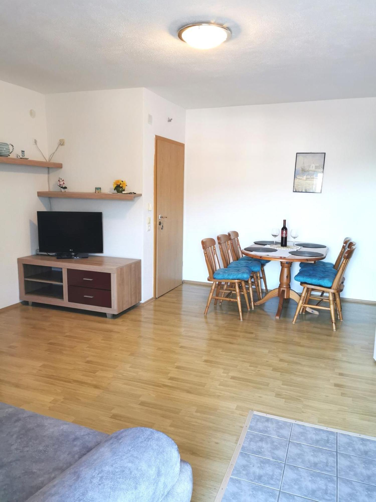Apartmani Gabi Cesarica Exteriör bild