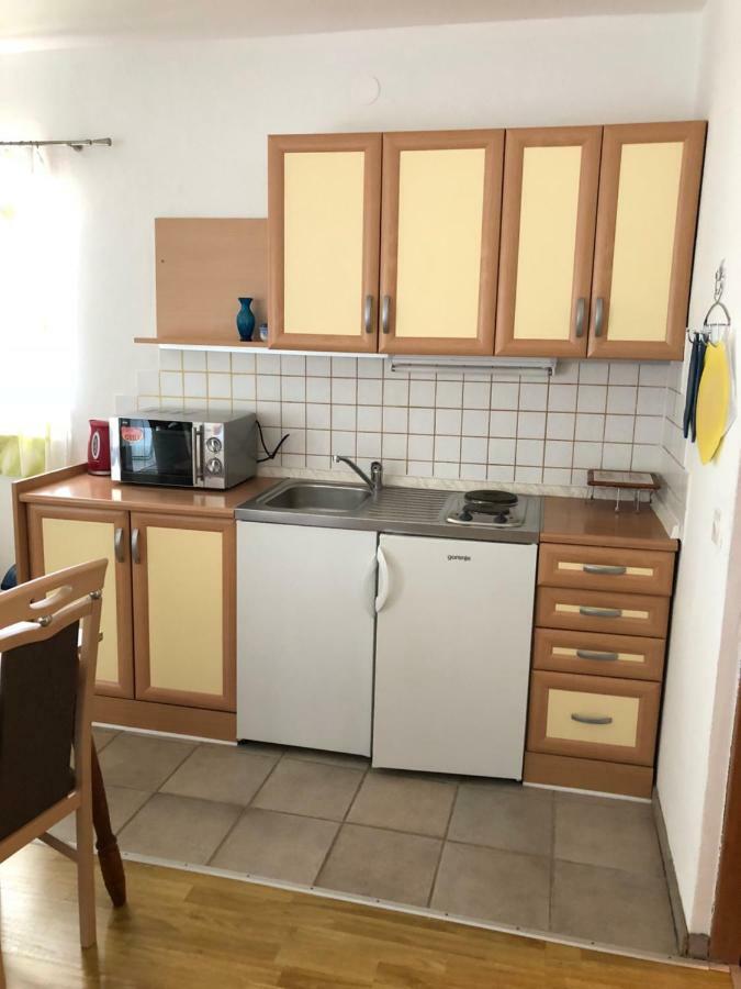 Apartmani Gabi Cesarica Exteriör bild