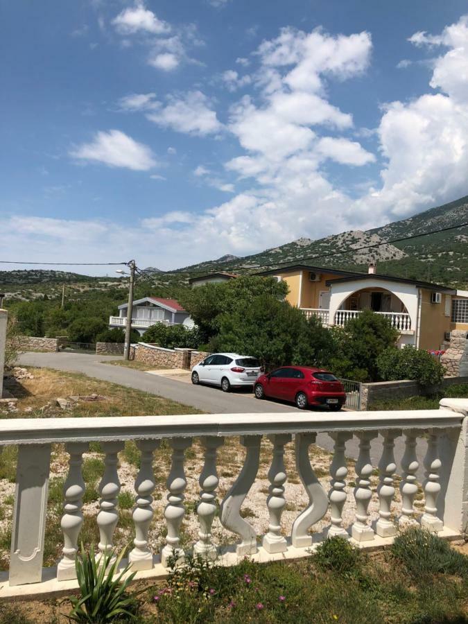 Apartmani Gabi Cesarica Exteriör bild