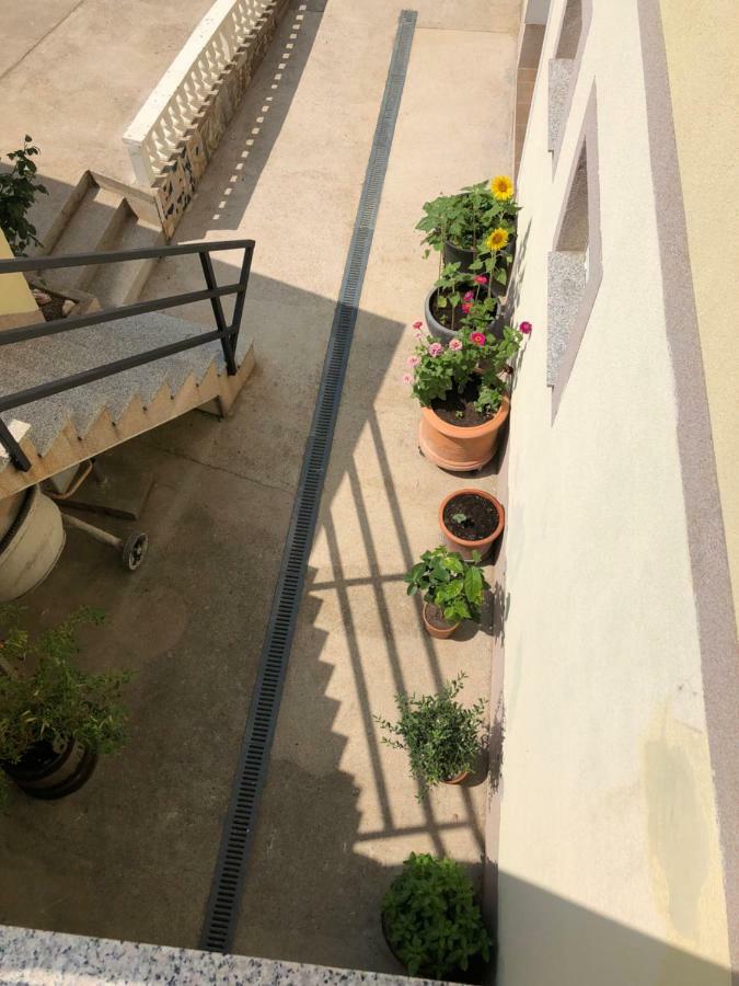Apartmani Gabi Cesarica Exteriör bild