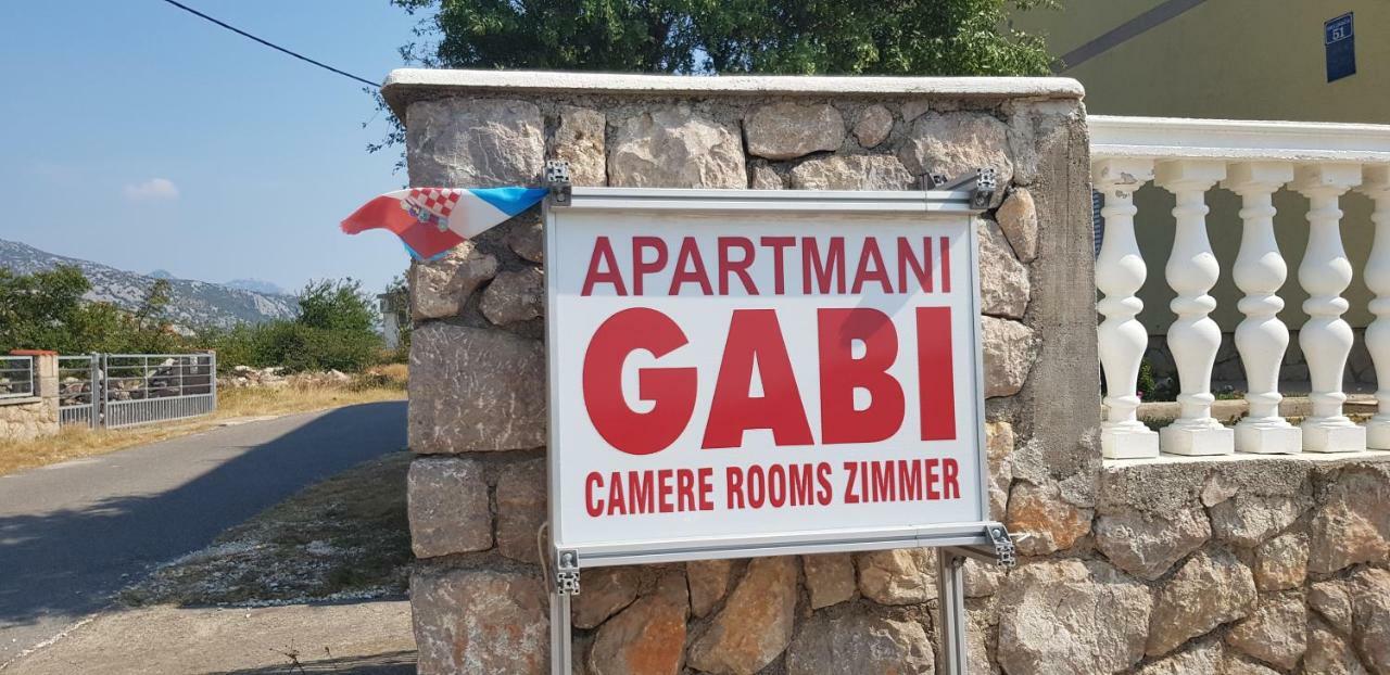 Apartmani Gabi Cesarica Exteriör bild