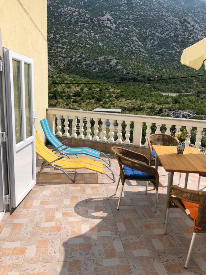 Apartmani Gabi Cesarica Exteriör bild